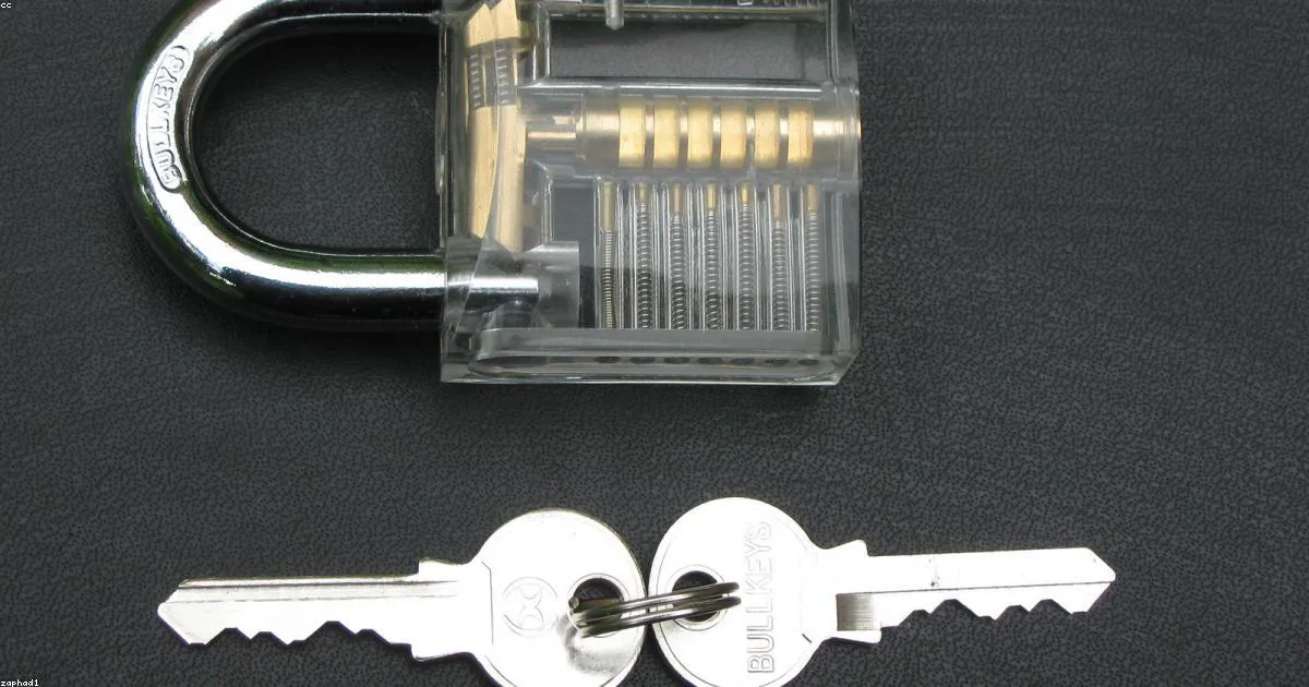 Lock picking — cerradura mecánica de alta seguridad explicada por Cerrajería San Jorge en Zaragoza